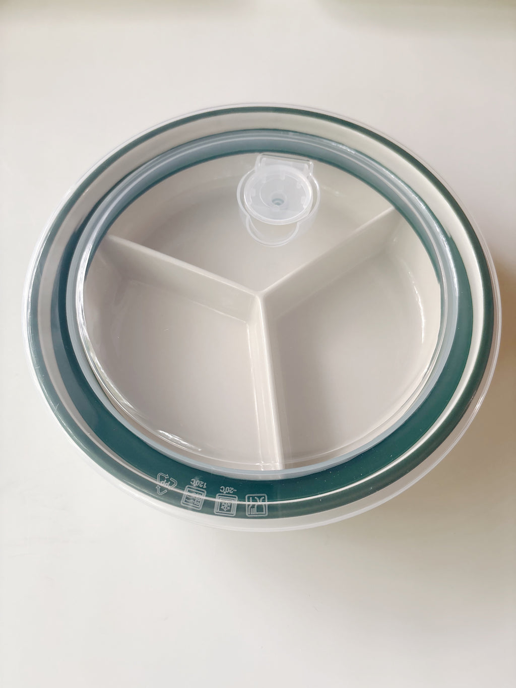 Summer Finale - Divided Food Storage