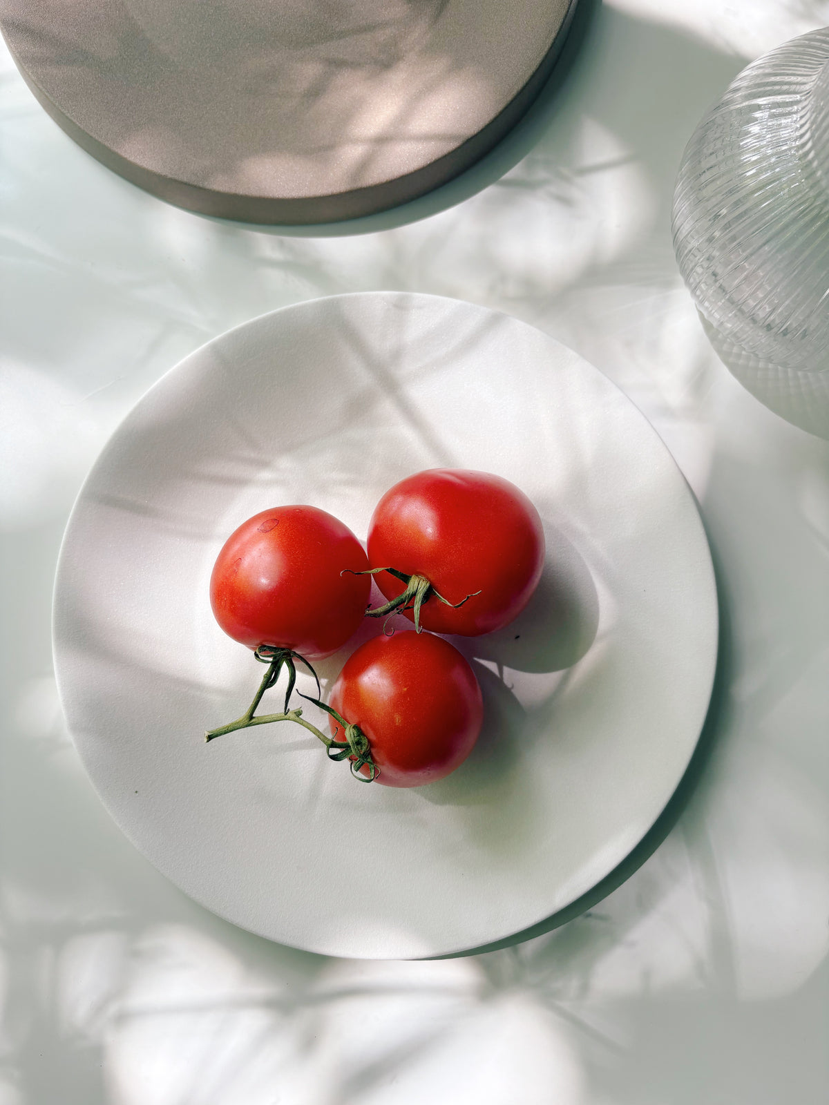 Morrow Series - Round Footed Plates