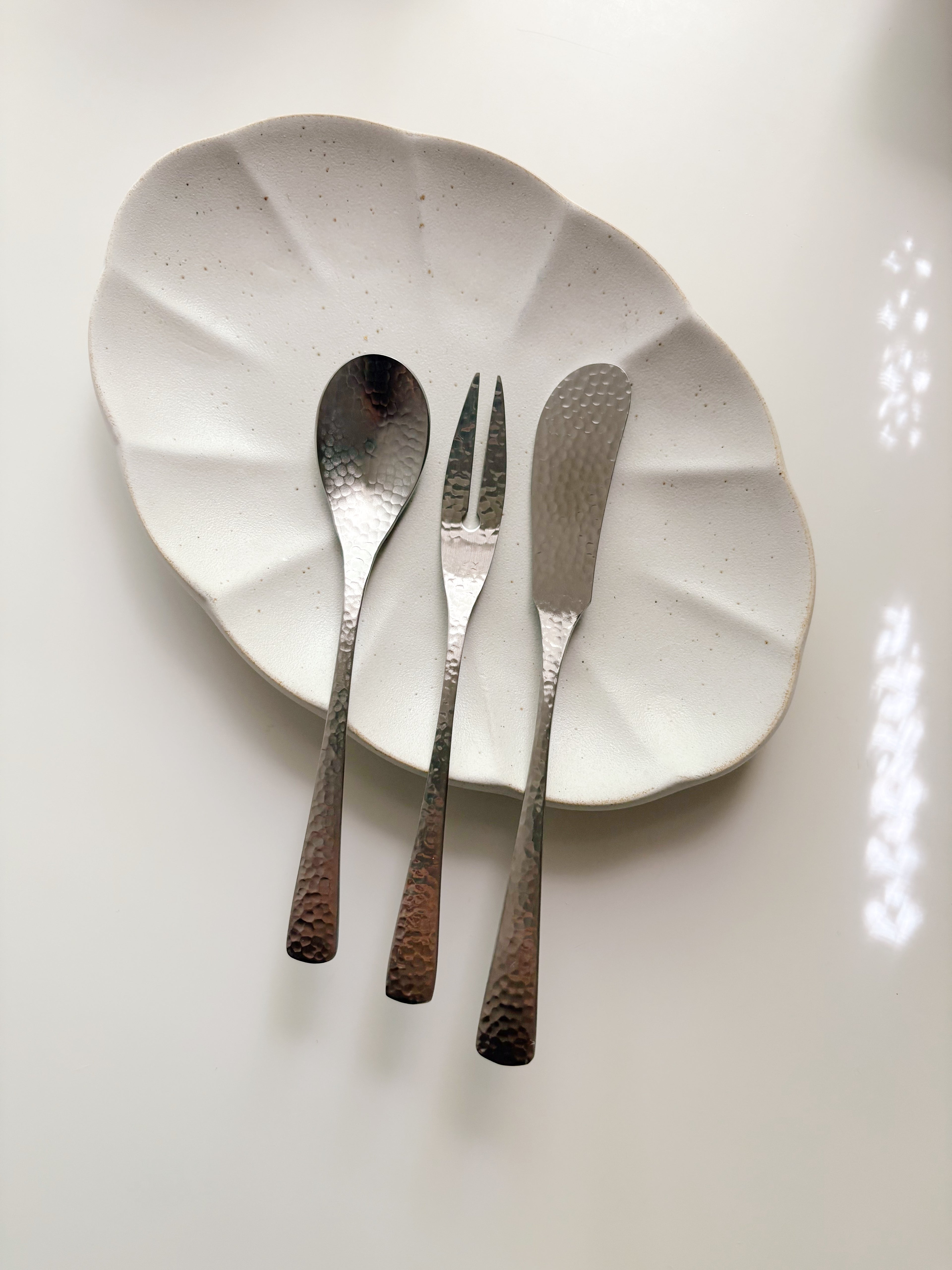 Hammered Dessert Cutlery Set (3 Piece Set)