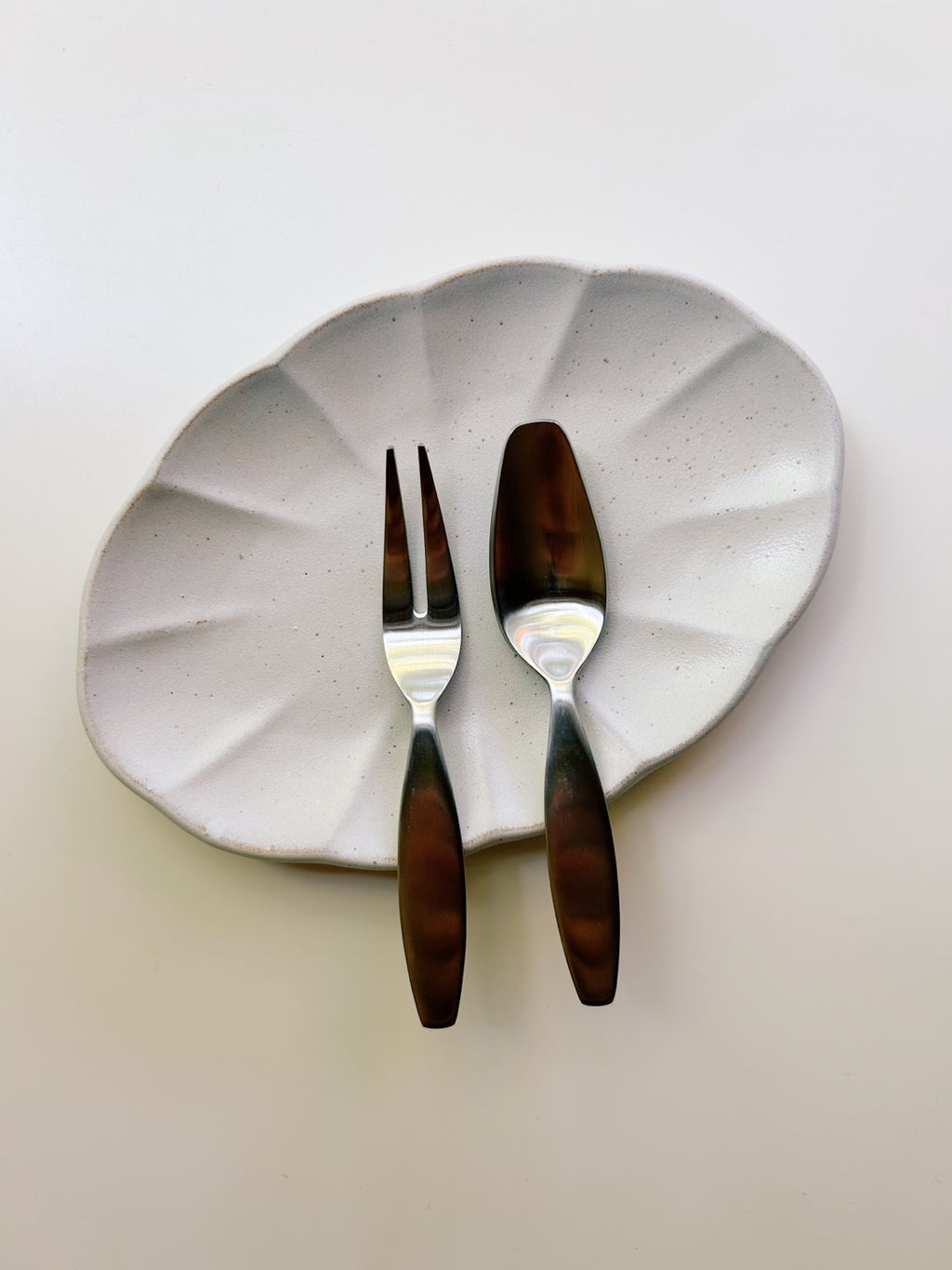 Shinoki Flower - Oval Plate