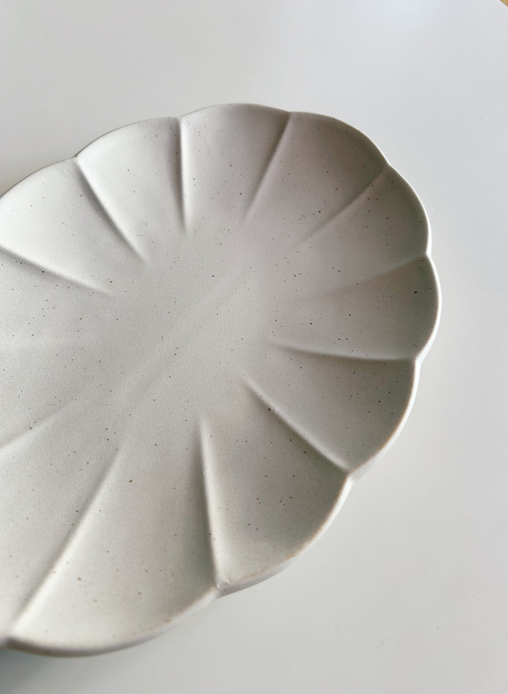 Shinoki Flower - Oval Plate