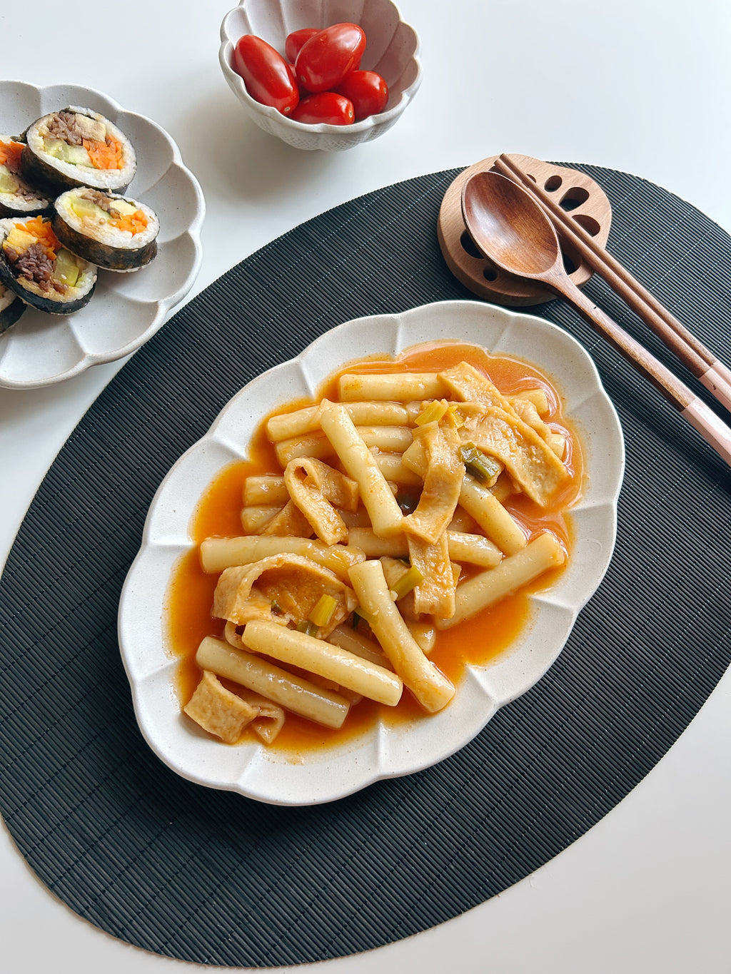 Shinoki Flower - Oval Plate