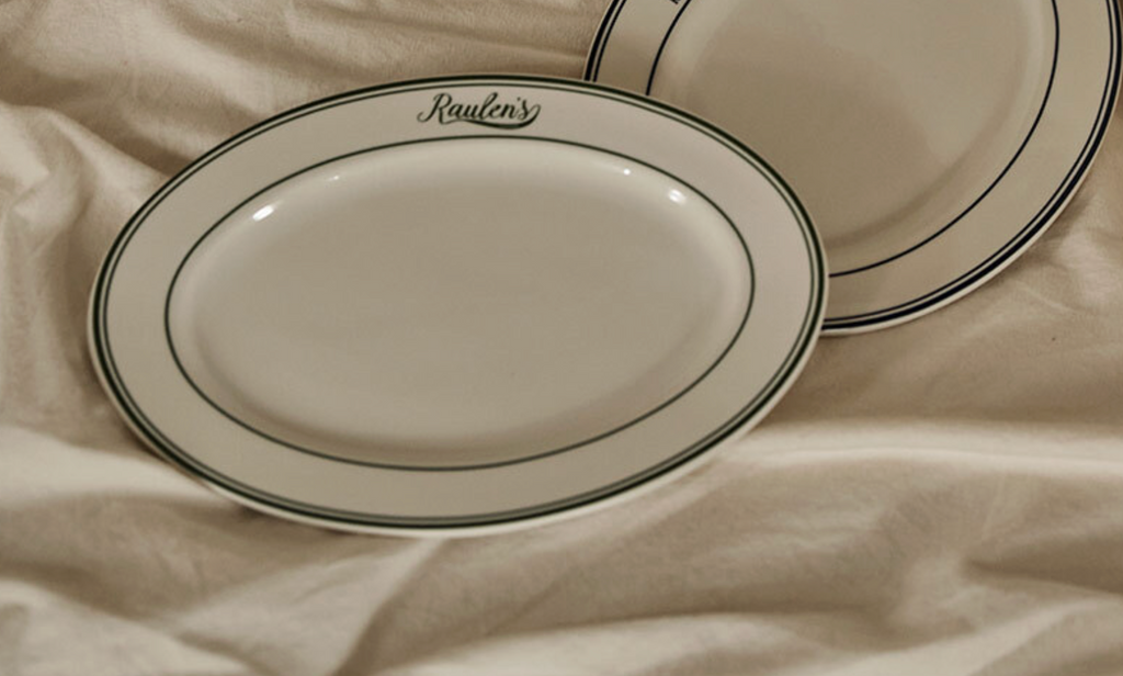 Raulens Green - Oval Plate